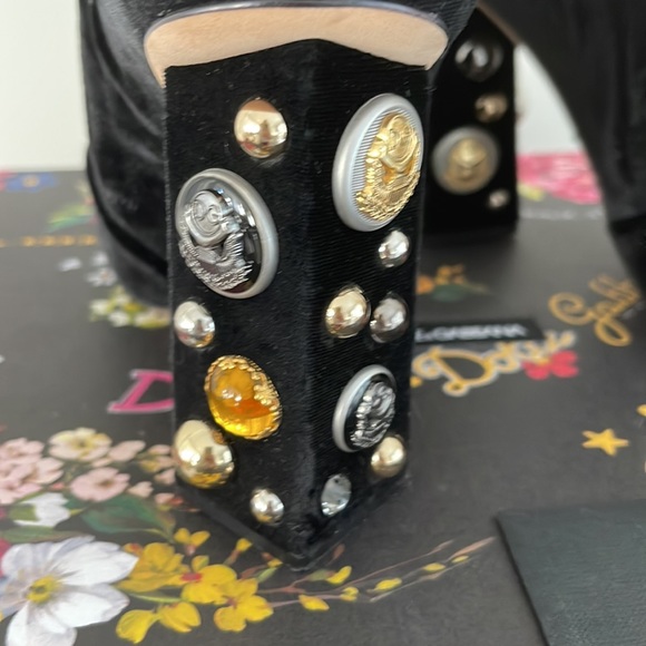 Dolce & Gabbana Jeweled Heel Velvet Booties Size 39 1/2 Ladies - Picture 7 of 17